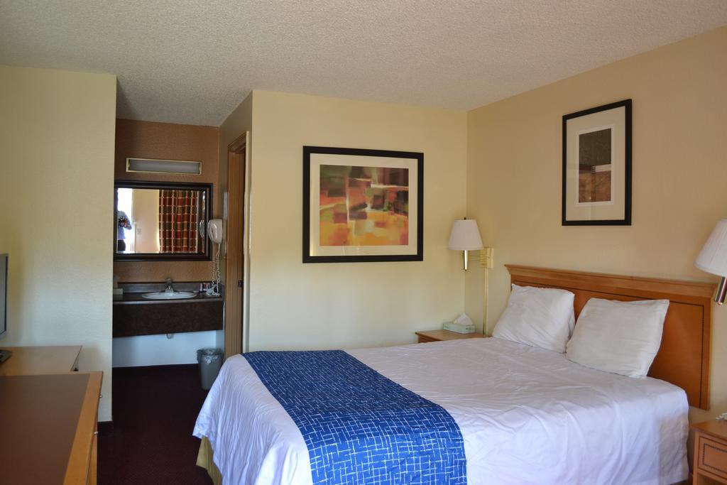 Travelodge By Wyndham Sea-Tac Airport North Tukwila Exterior foto